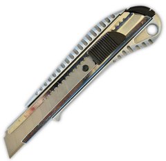 Нож канцелярский лезвие 18мм Favorit металлический 13-260